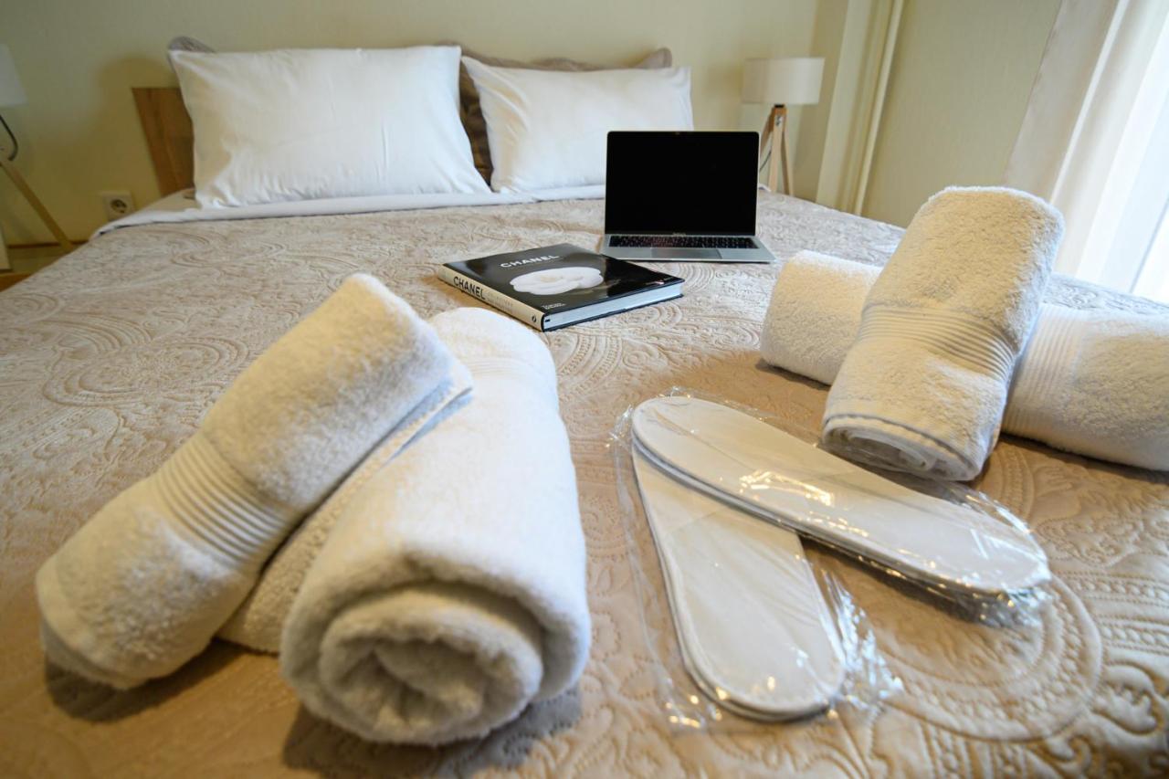 Yellow Fresh Apartment-City Center อเล็กซานโดรโพลิส ภายนอก รูปภาพ