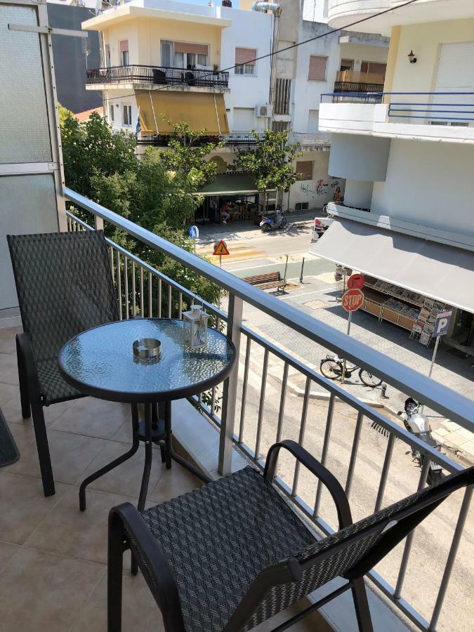 Yellow Fresh Apartment-City Center อเล็กซานโดรโพลิส ภายนอก รูปภาพ