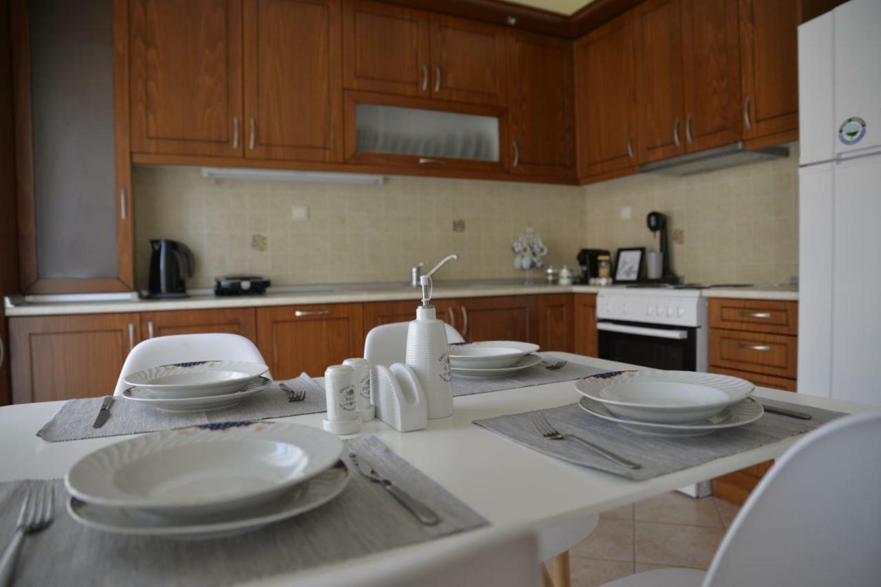 Yellow Fresh Apartment-City Center อเล็กซานโดรโพลิส ภายนอก รูปภาพ